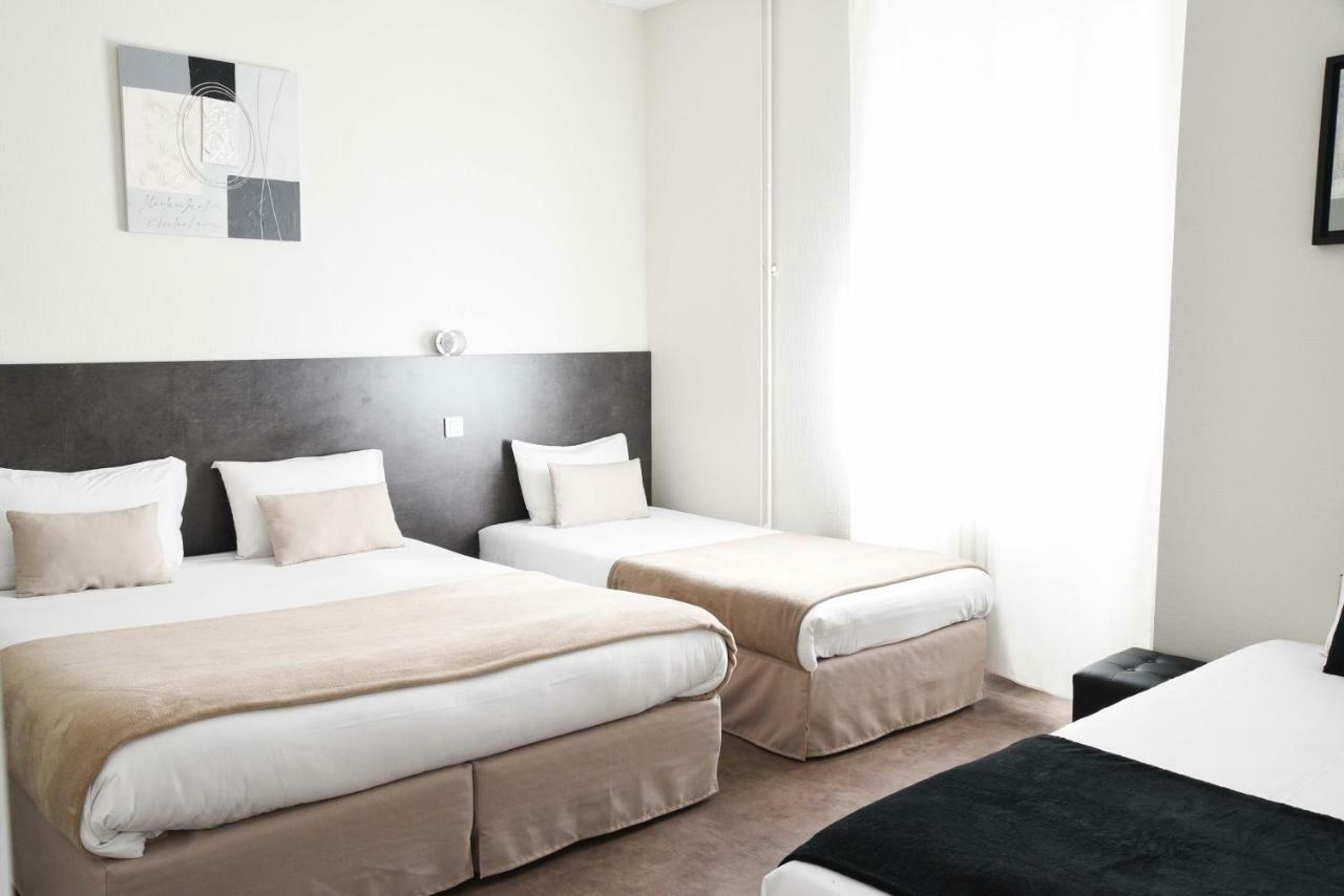 Cit'Hotel L'Europe - Cholet Gare Bagian luar foto